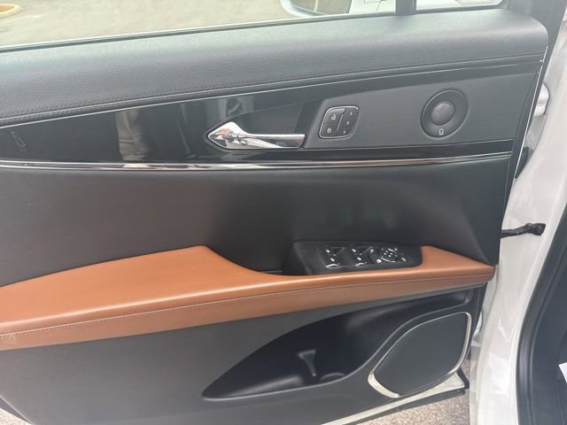 Used 2021 Lincoln Nautilus Reserve w/ Equipment Group 201A image 14