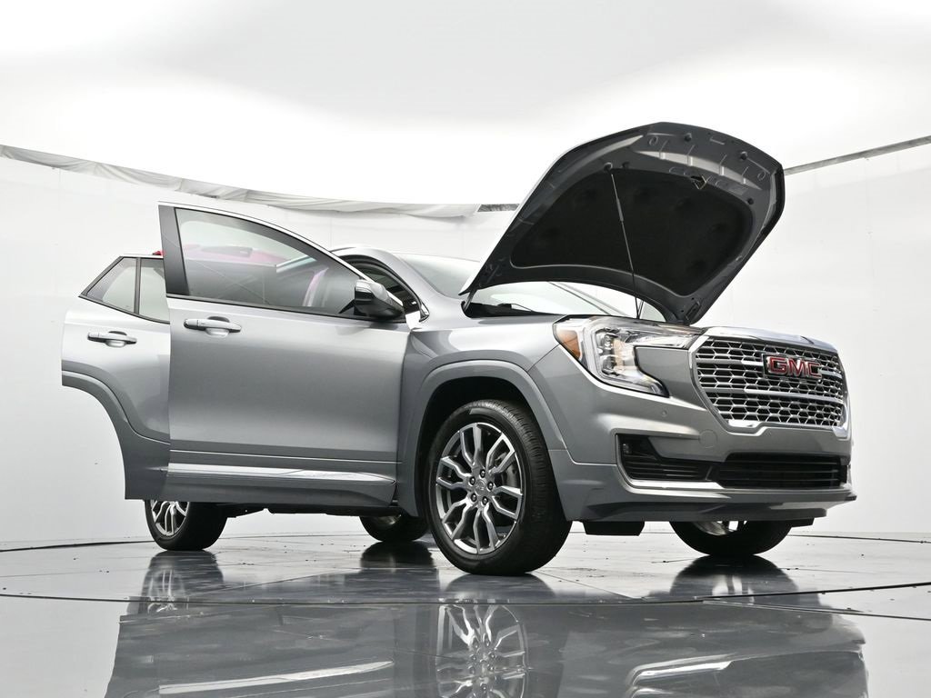 Used 2023 GMC Terrain Denali image 49