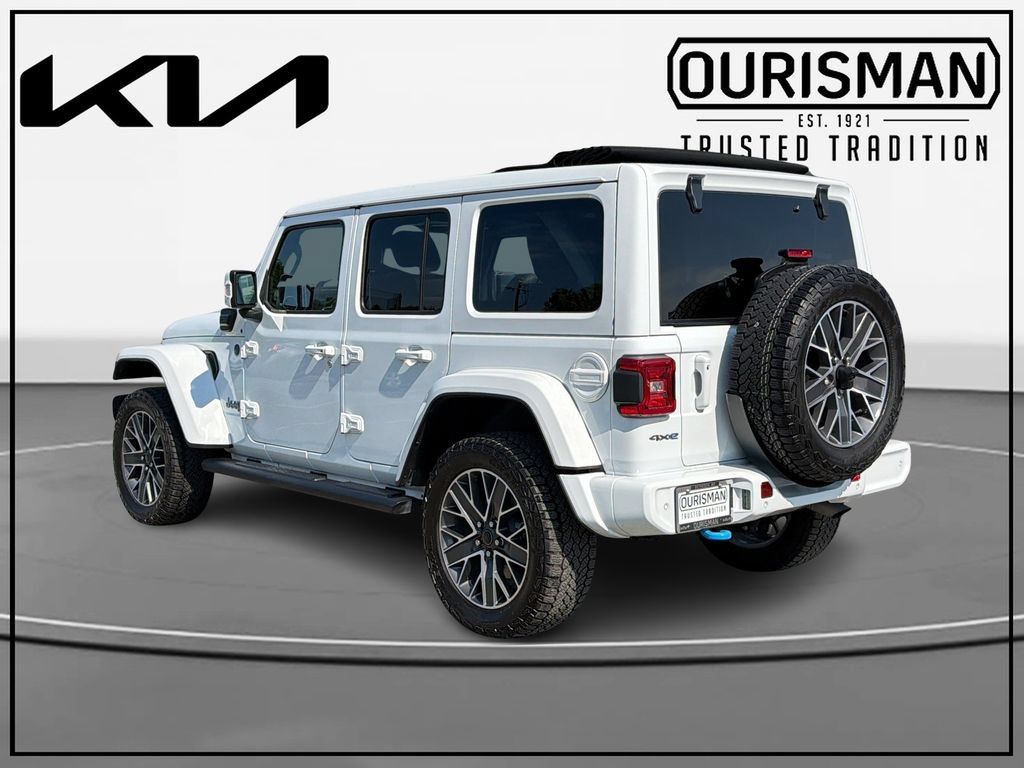 Used 2024 Jeep Wrangler High Altitude AWD/4WD image 3