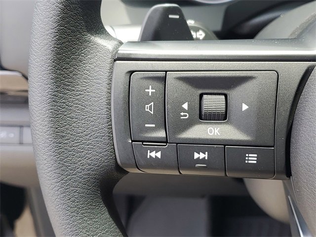 New 2025 Nissan Pathfinder S image 9