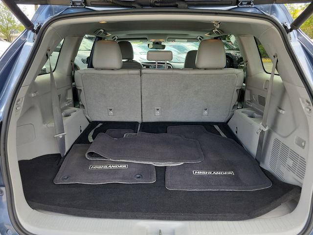 Used 2019 Toyota Highlander XLE image 10