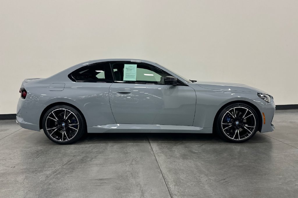 Used 2025 BMW M240i Coupe w/ Premium Package RWD image 3