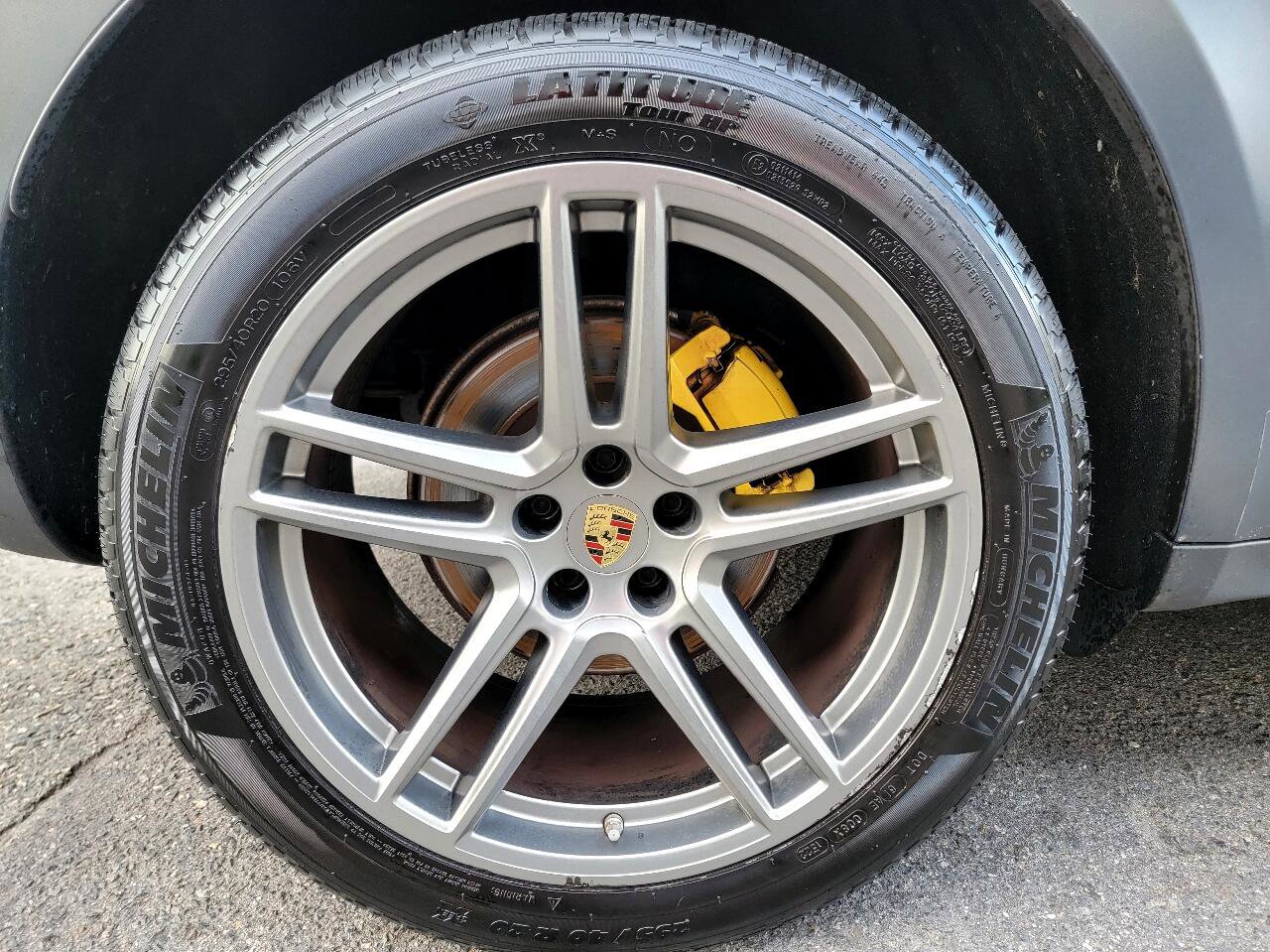 Used 2019 Porsche Macan S image 13