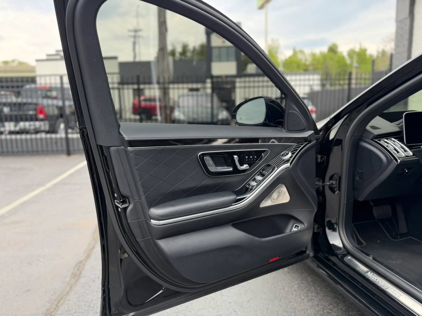 Used 2021 Mercedes-Benz S 580 4MATIC Sedan image 22