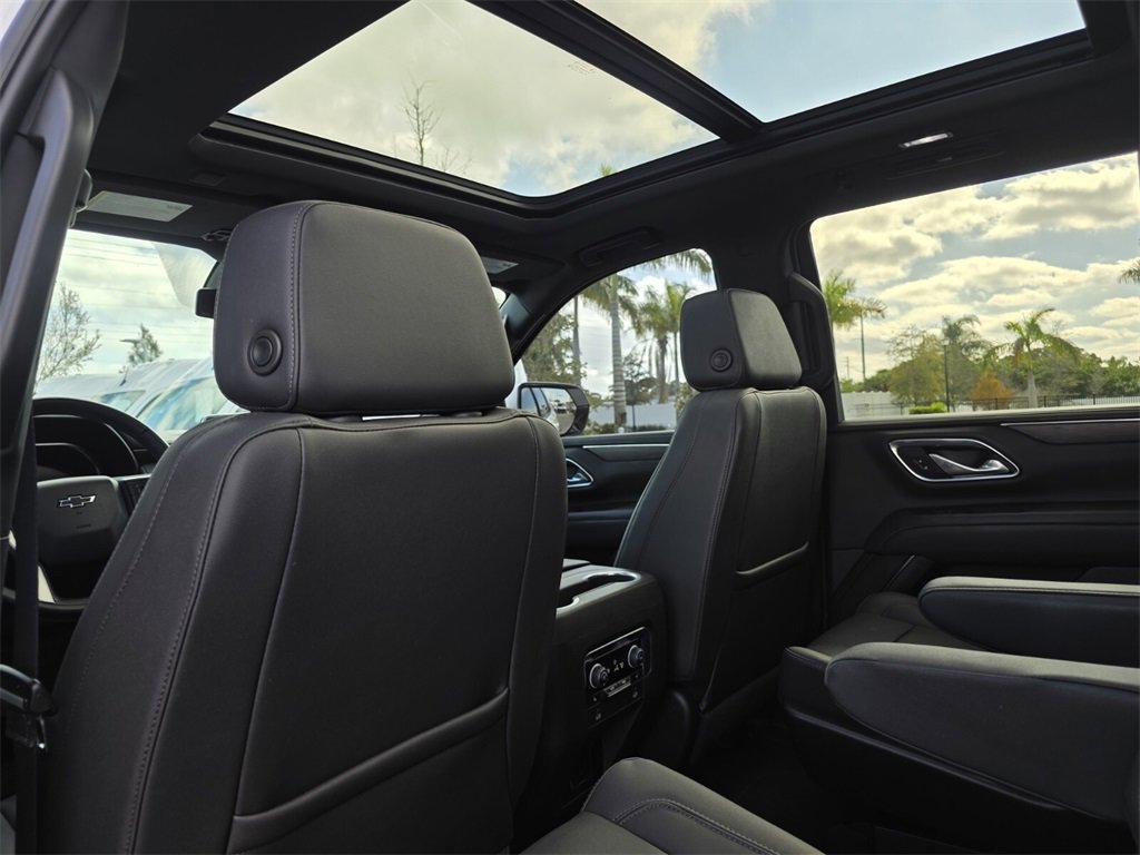 Used 2023 Chevrolet Tahoe Z71 w/ Luxury Package image 20