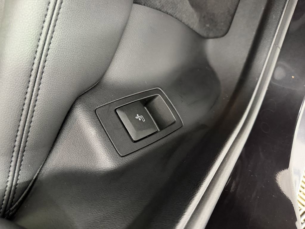 Used 2020 BMW X4 M40i w/ Premium Package image 54