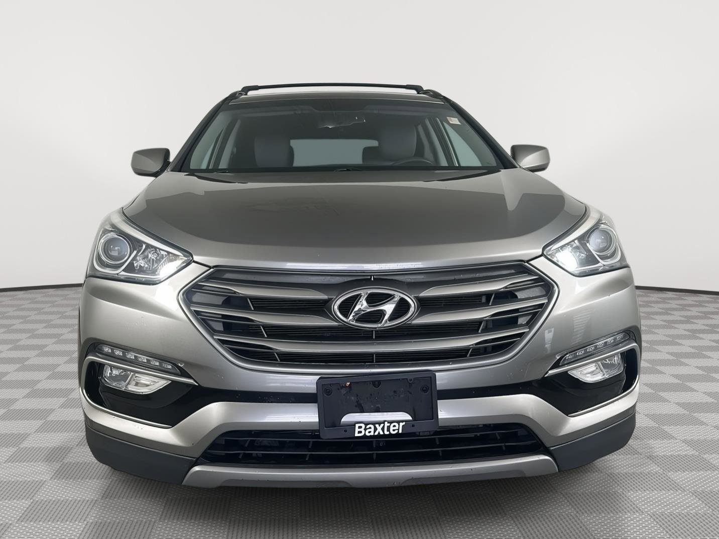 Used 2017 Hyundai Santa Fe Sport AWD/4WD image 2