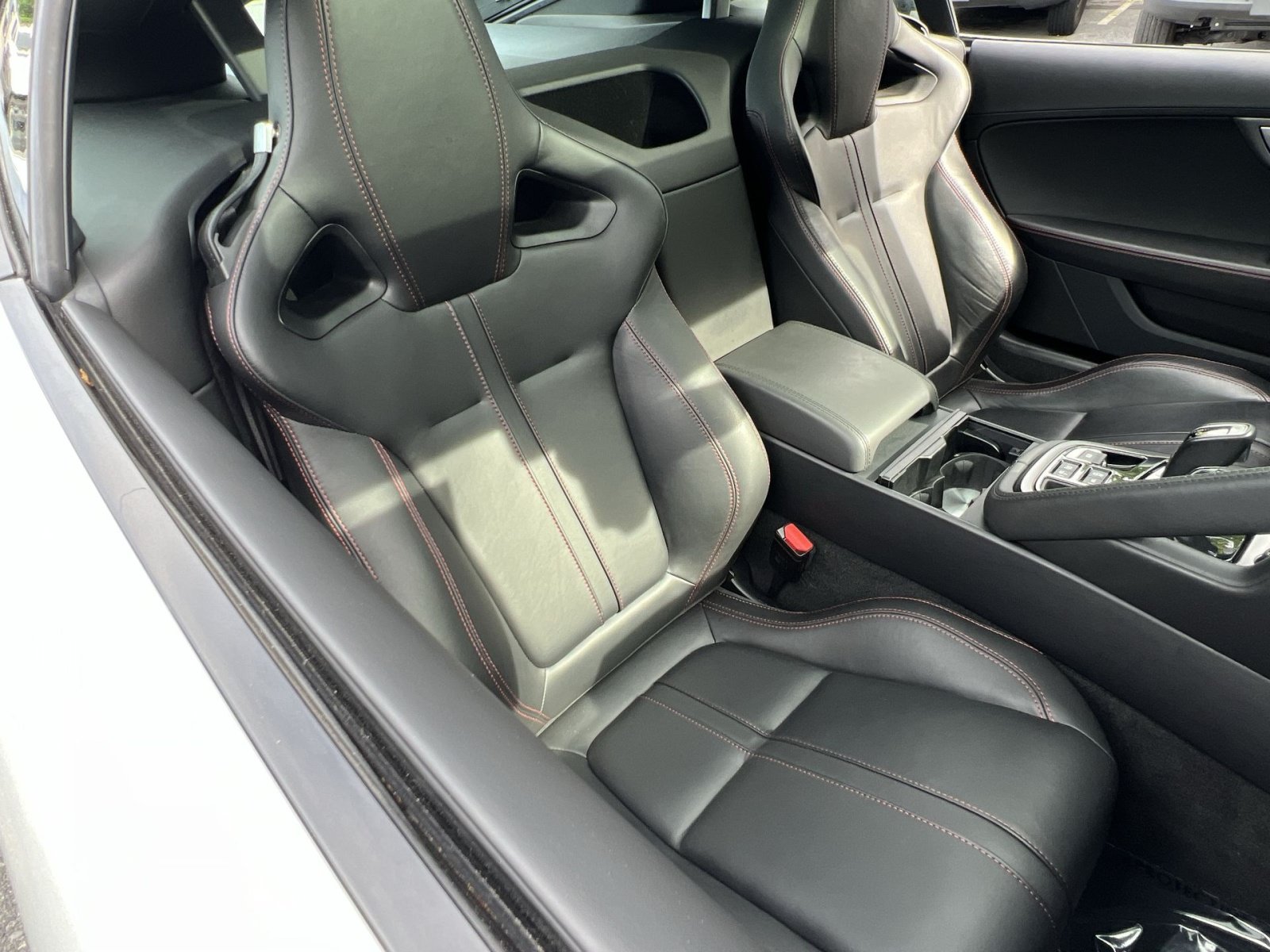 Used 2016 Jaguar F-TYPE Coupe RWD image 15