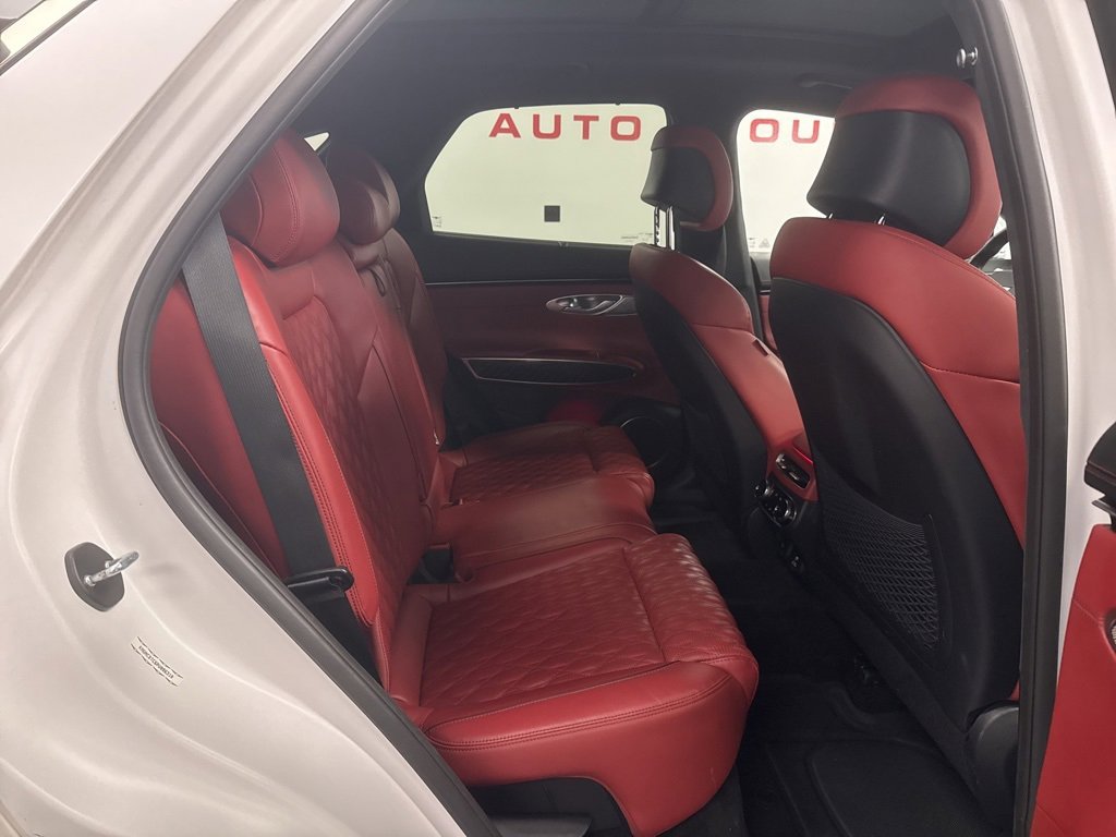 Used 2023 Genesis GV70 3.5T Sport w/ Sport Prestige Package image 35