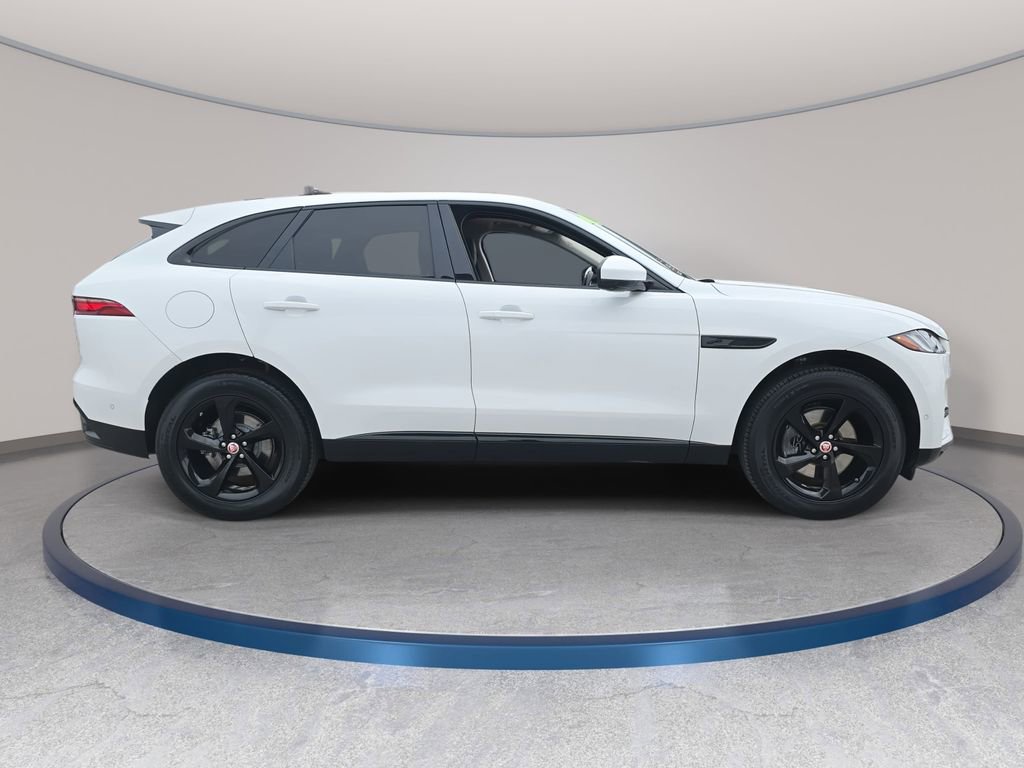 Used 2021 Jaguar F-PACE S image 5