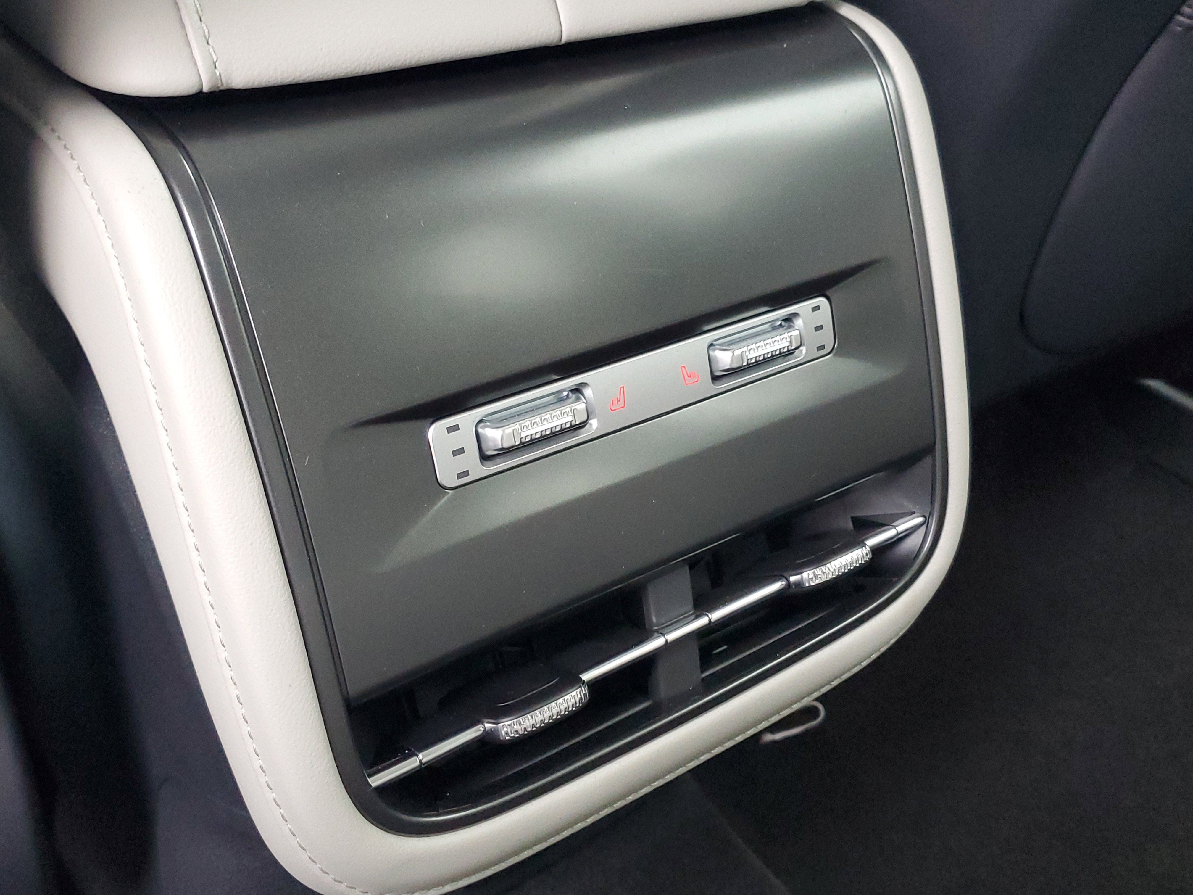 New 2026 Lincoln Nautilus Reserve w/ Jet Appearance Package image 29