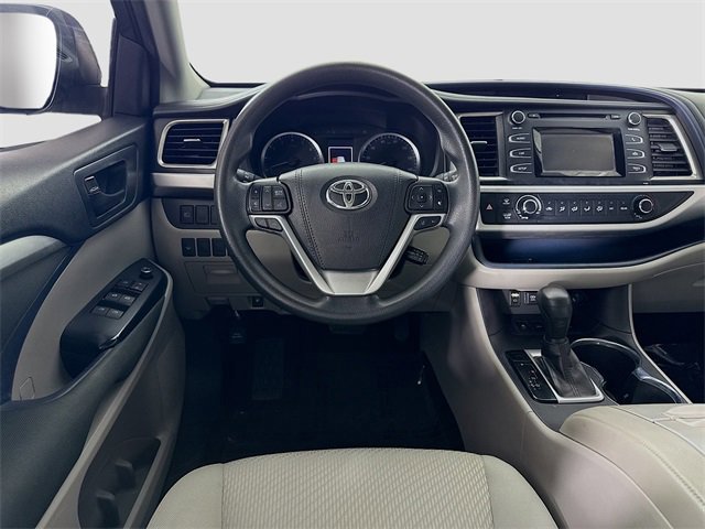 Certified 2019 Toyota Highlander LE image 20