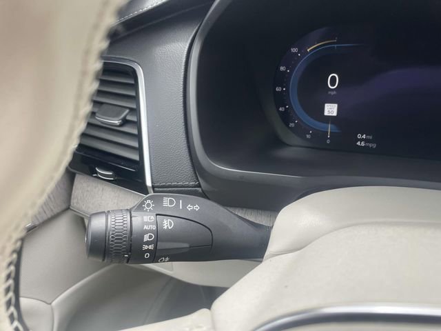 Used 2023 Volvo XC90 B6 Ultimate w/ Protection Package image 35