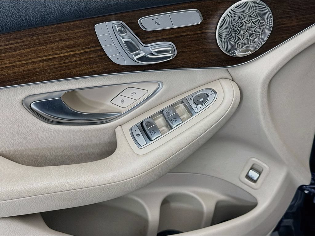 Certified 2021 Mercedes-Benz GLC 300 4MATIC image 22