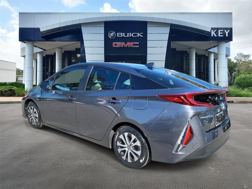 Used 2022 Toyota Prius Prime Limited image 3