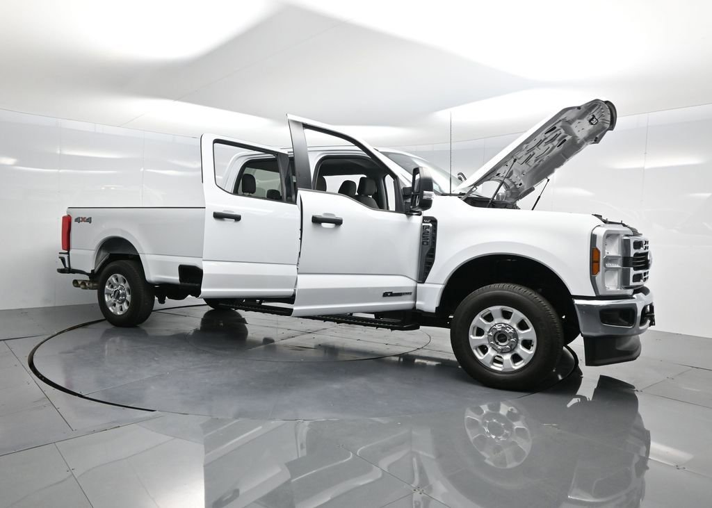 Used 2024 Ford F250 XLT image 52