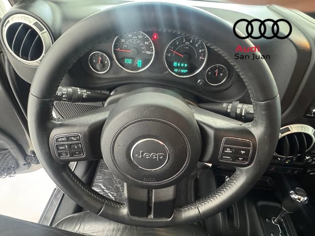 Used 2017 Jeep Wrangler Unlimited Rubicon w/ Connectivity Group AWD/4WD image 21