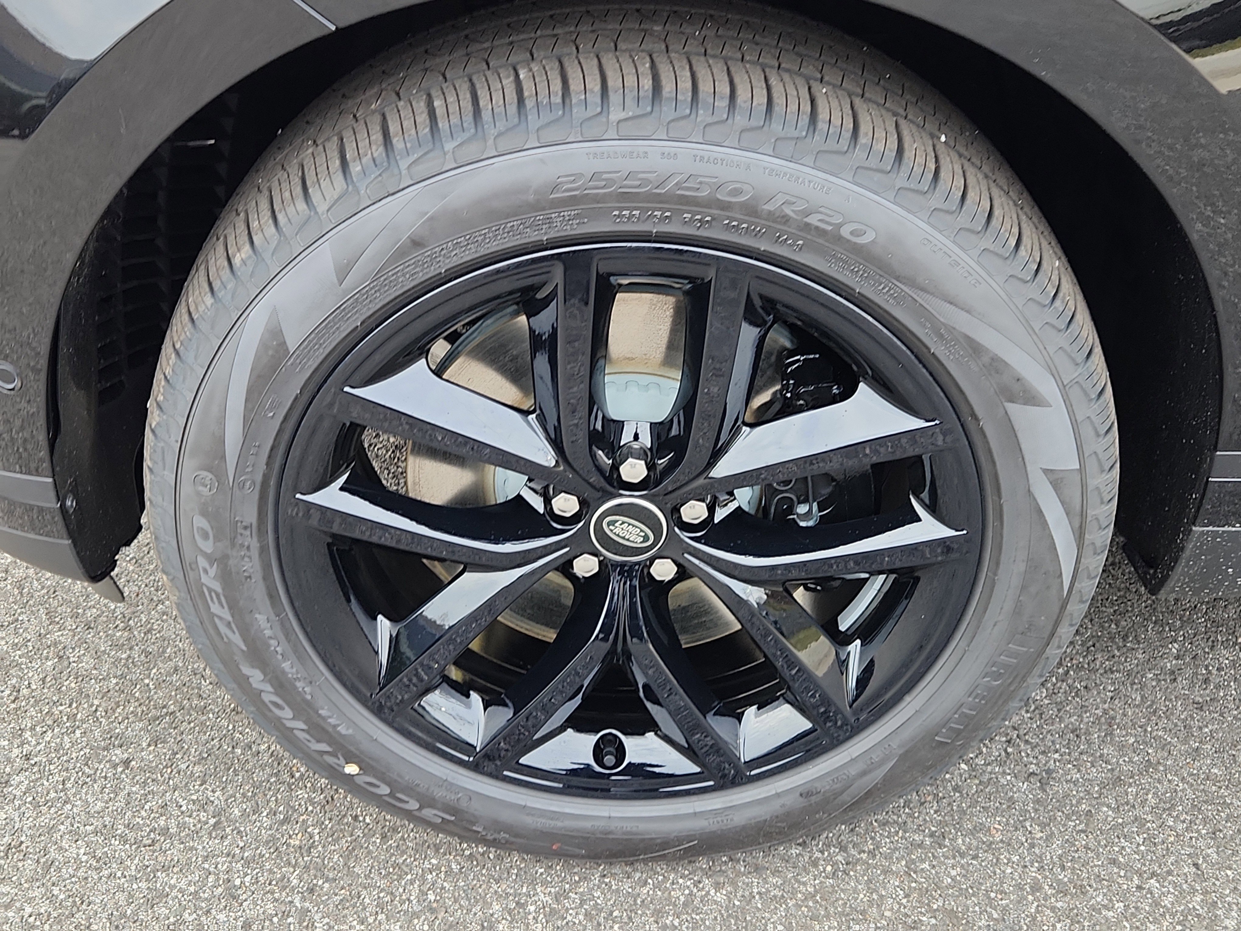 Used 2026 Land Rover Range Rover Velar S image 9