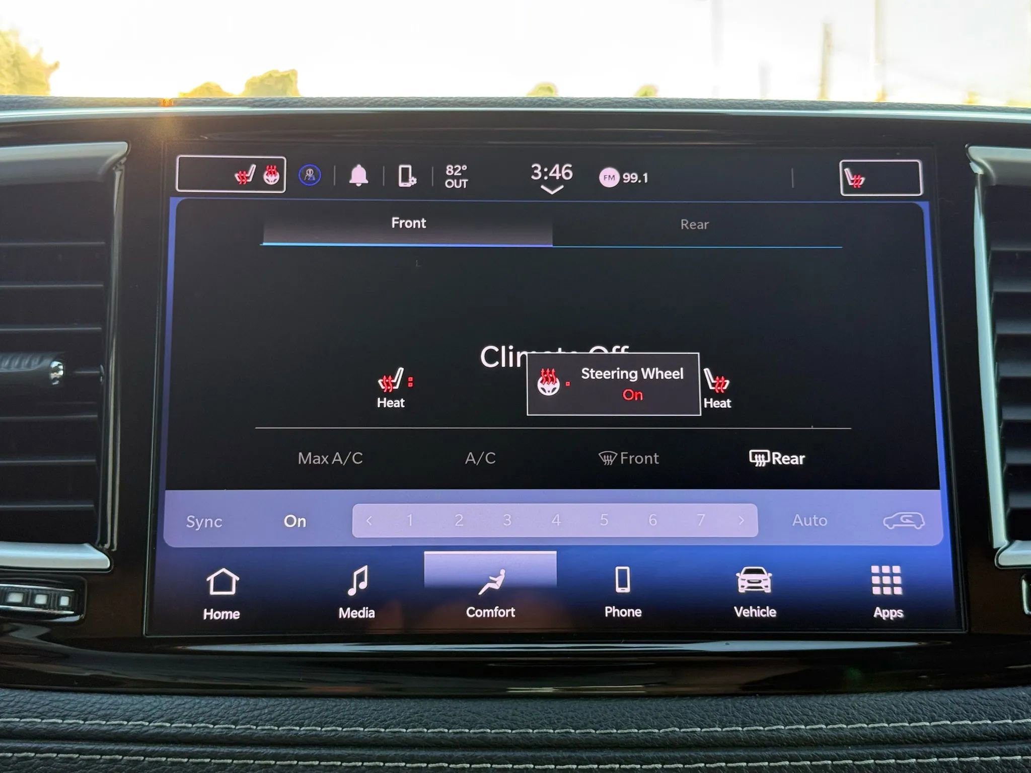 Used 2022 Chrysler Pacifica Touring-L image 42