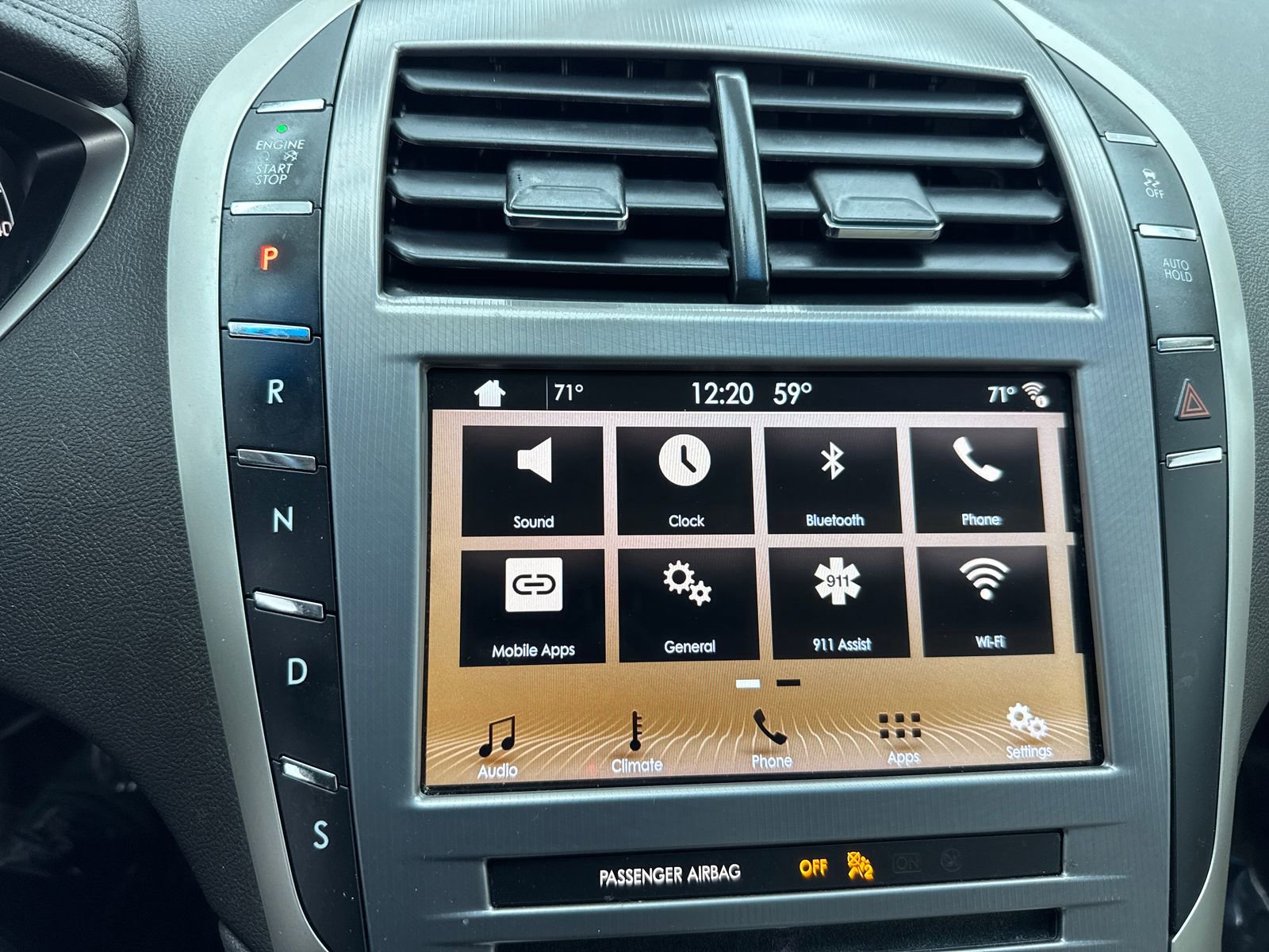 Used 2017 Lincoln MKZ Premiere AWD/4WD image 25