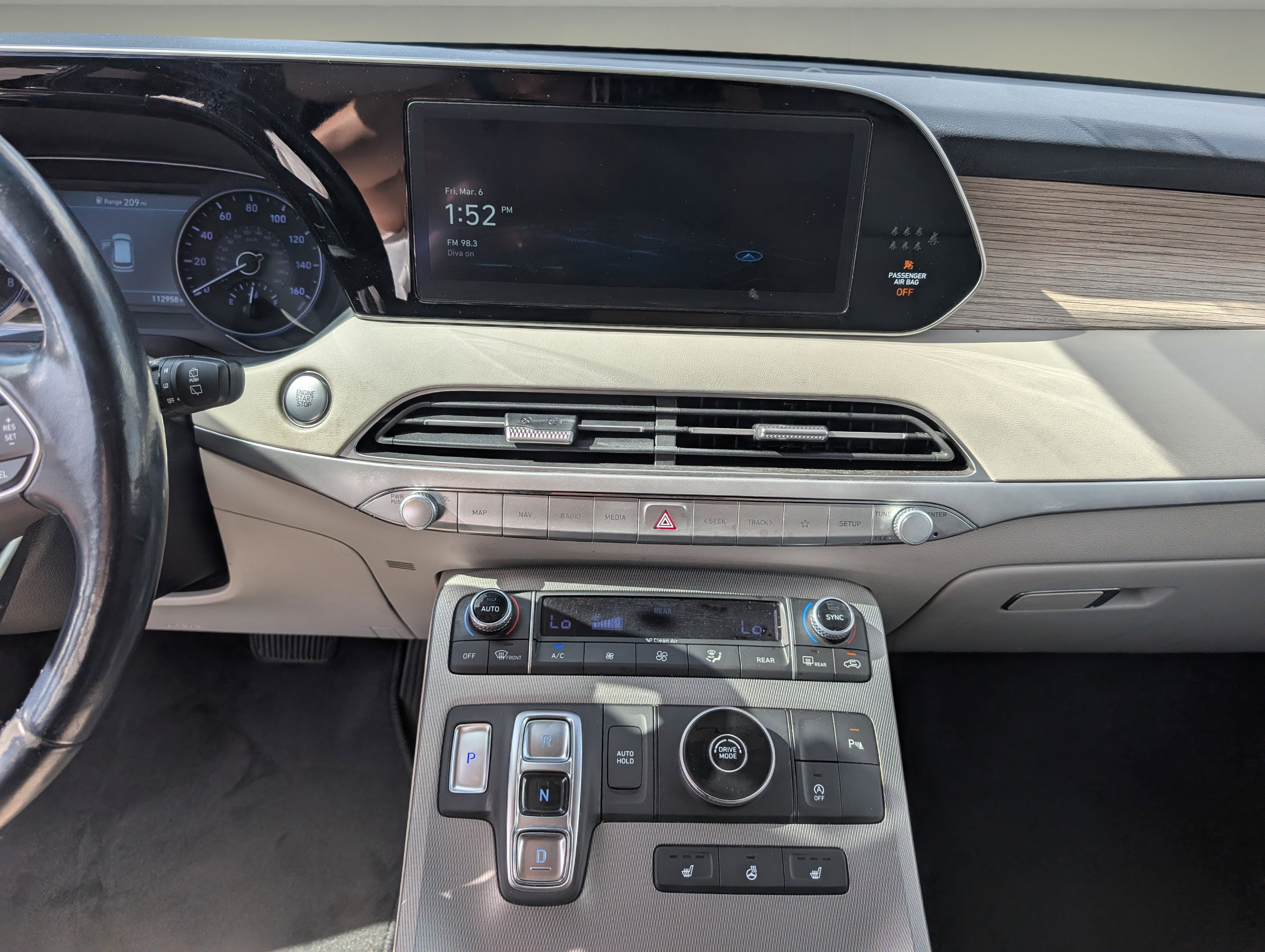 Used 2021 Hyundai Palisade SEL w/ Cargo Package FWD image 16