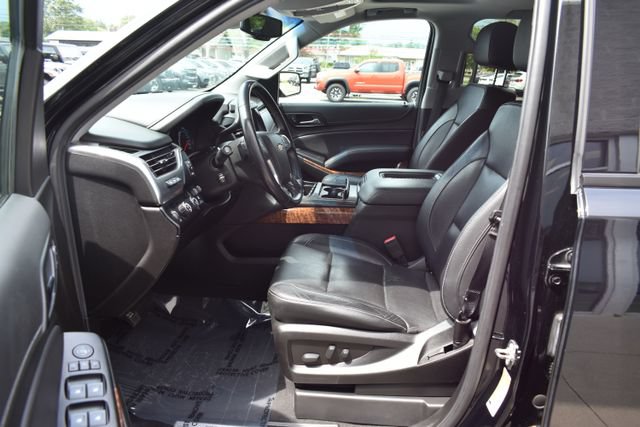 Used 2019 Chevrolet Tahoe Premier w/ RST 6.2L Performance Edition AWD/4WD image 4