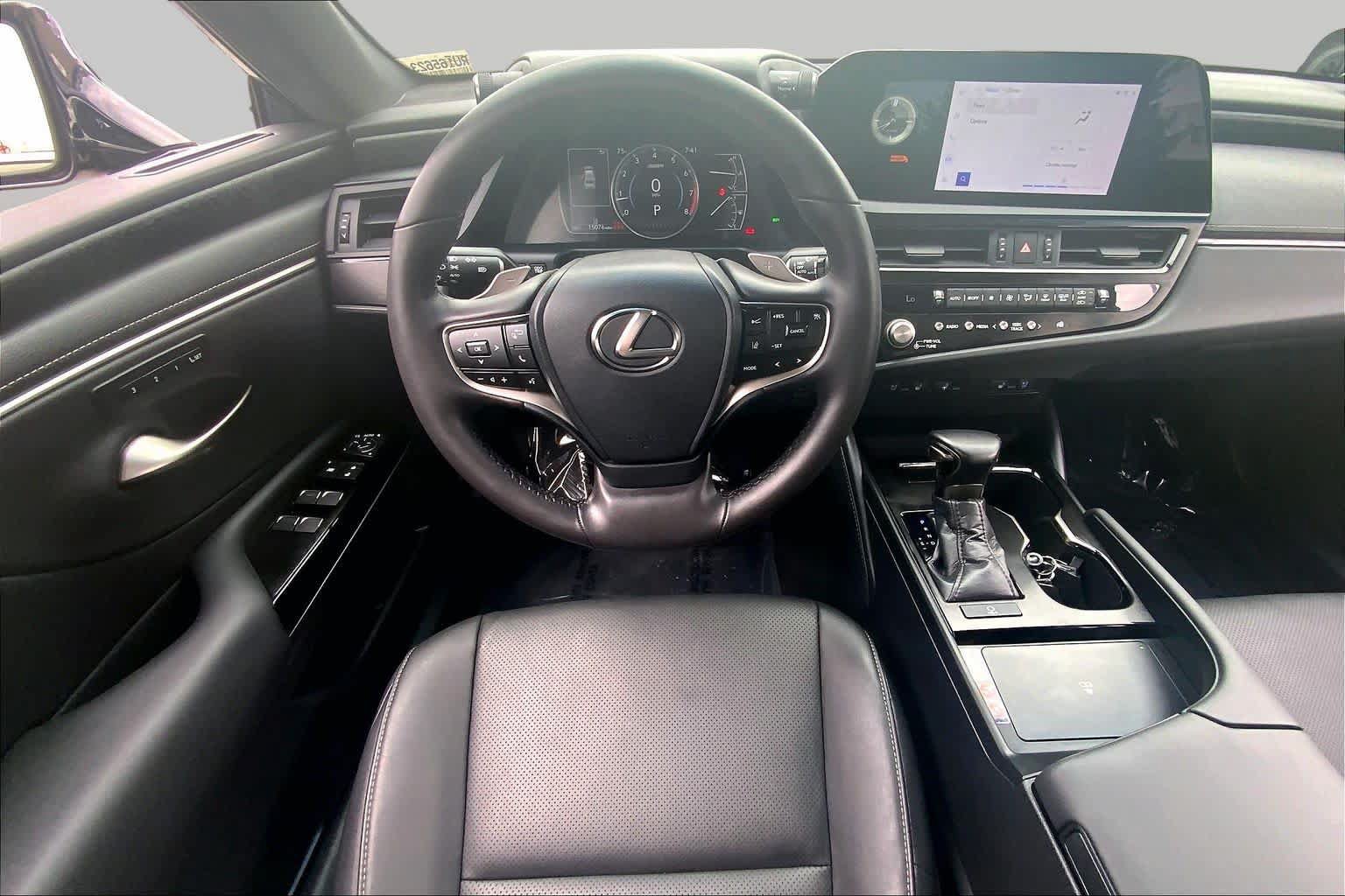 Certified 2024 Lexus ES 350 w/ Premium Package FWD image 6