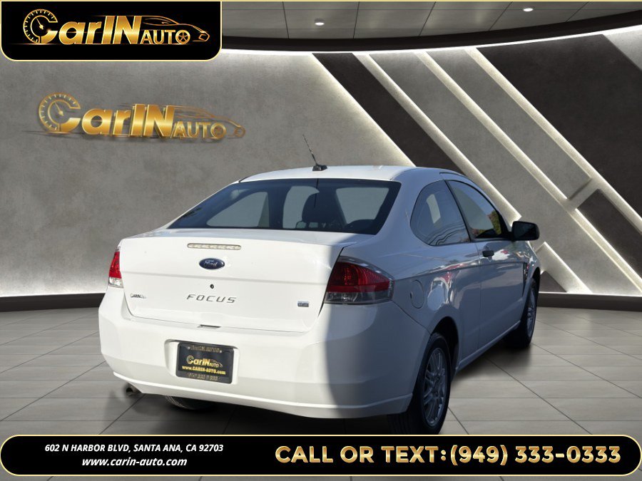 Used 2008 Ford Focus SE FWD image 5