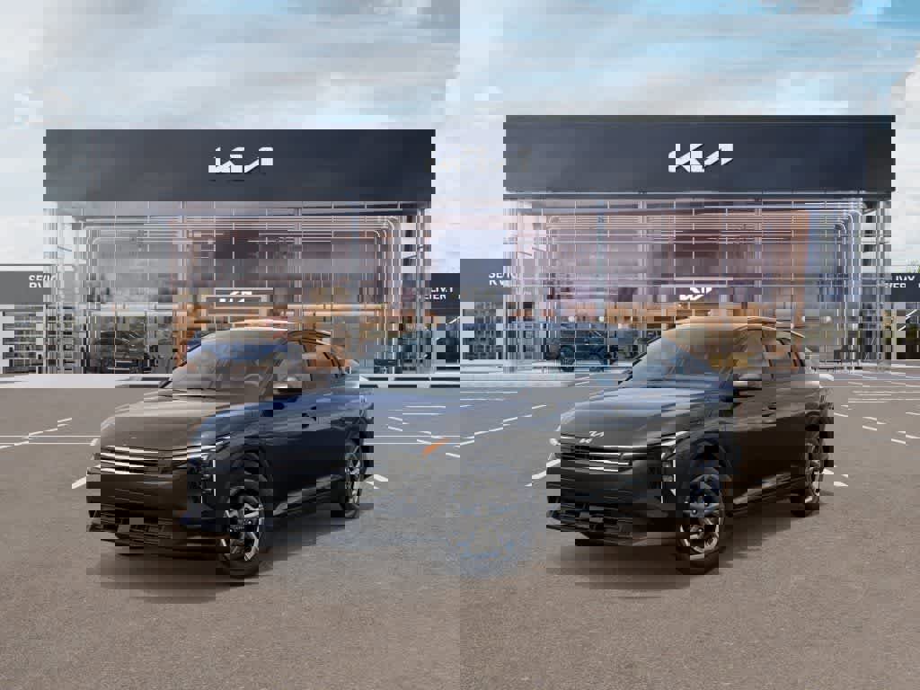 New 2026 Kia K4 LXS image 1