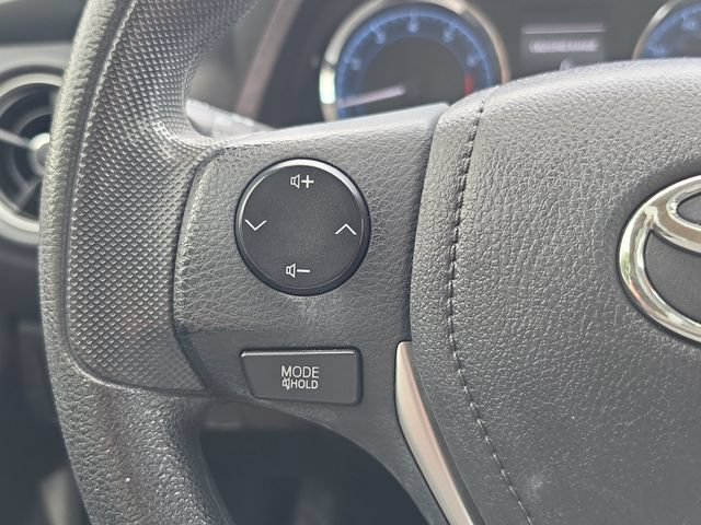 Used 2017 Toyota Corolla LE FWD image 20