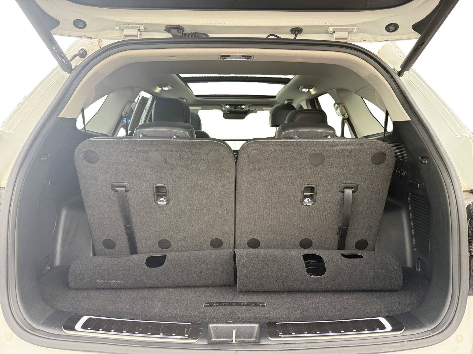 Used 2023 Kia Sorento AWD image 24