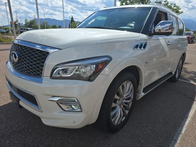 Used 2016 INFINITI QX80 4WD w/ Deluxe Technology Package image 3