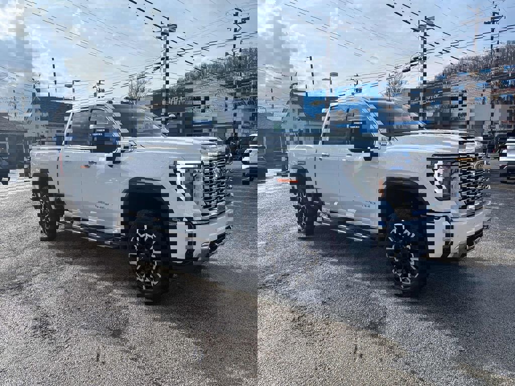 New 2026 GMC Sierra 2500 Denali w/ Denali Reserve Package image 7