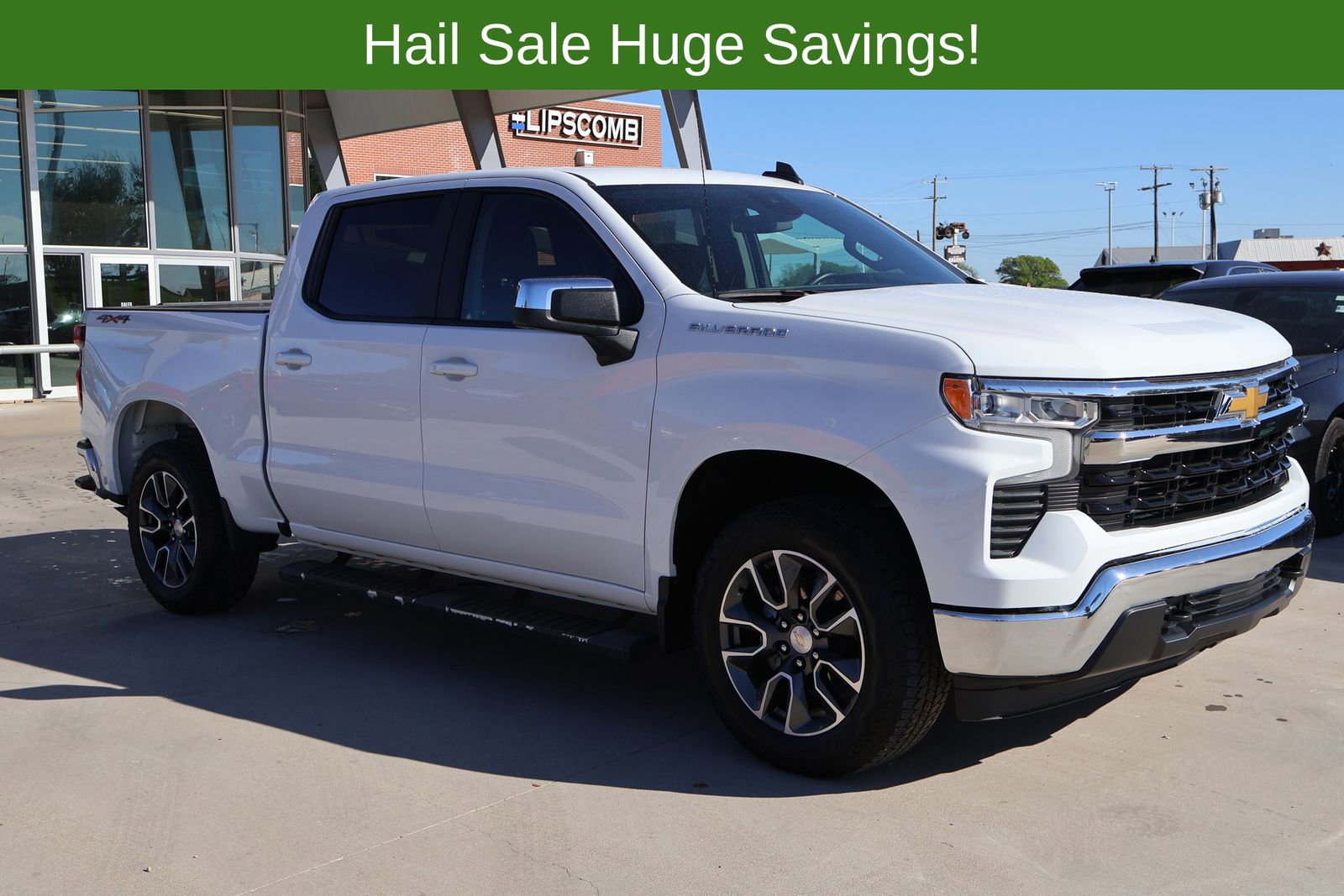 Used 2024 Chevrolet Silverado 1500 LT AWD/4WD image 5