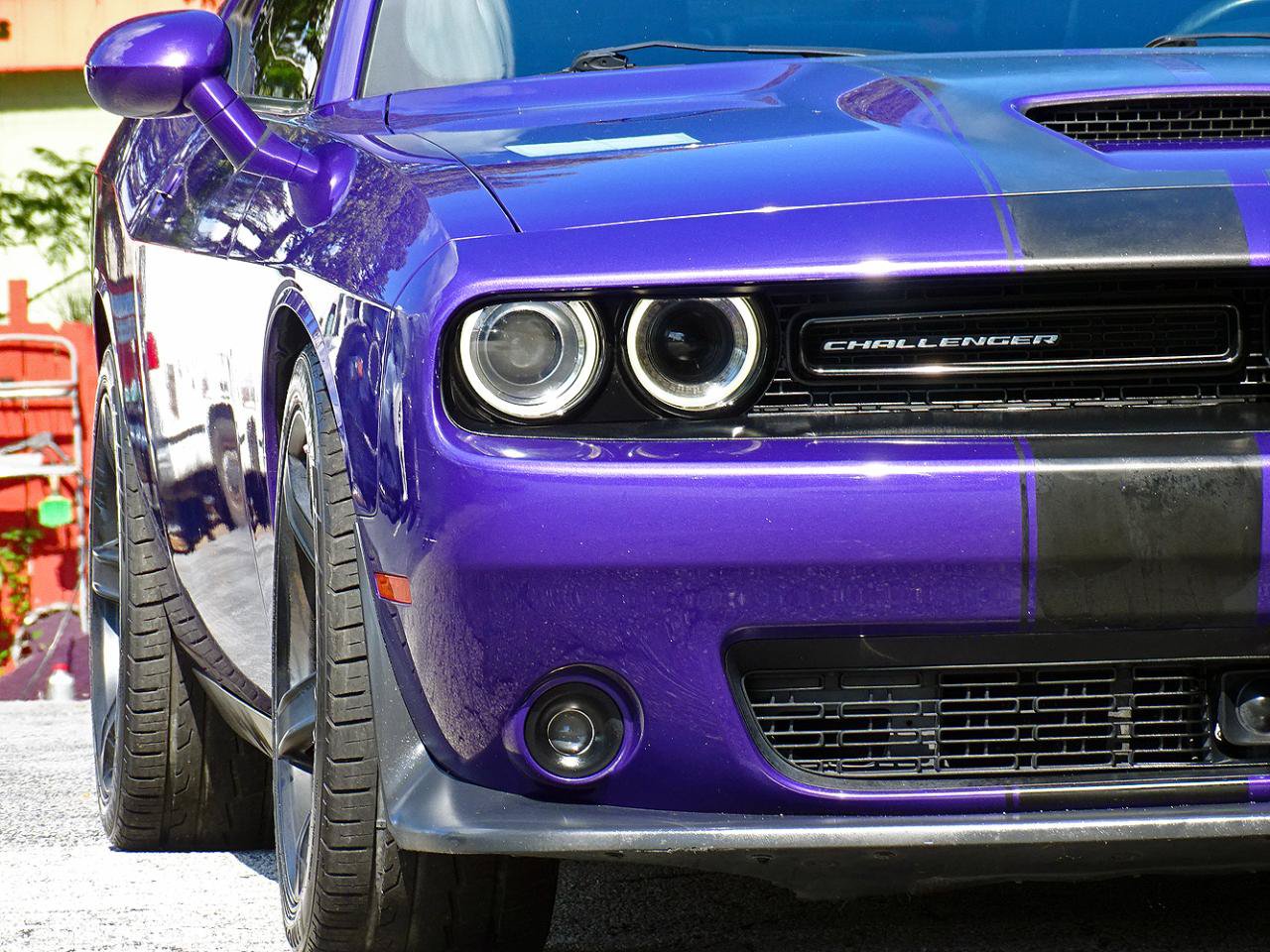 Used 2018 Dodge Challenger SRT w/ Technology Group RWD image 12