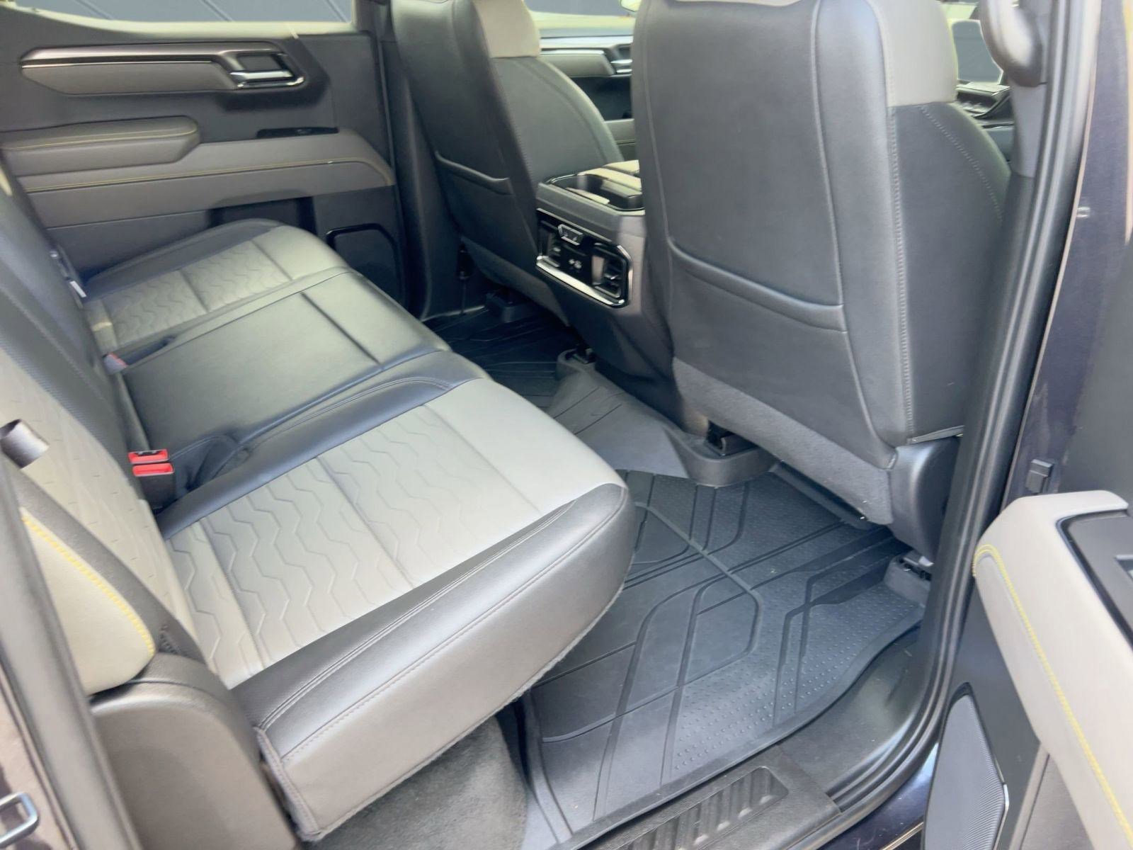 Used 2023 Chevrolet Silverado 1500 ZR2 w/ Technology Package image 30