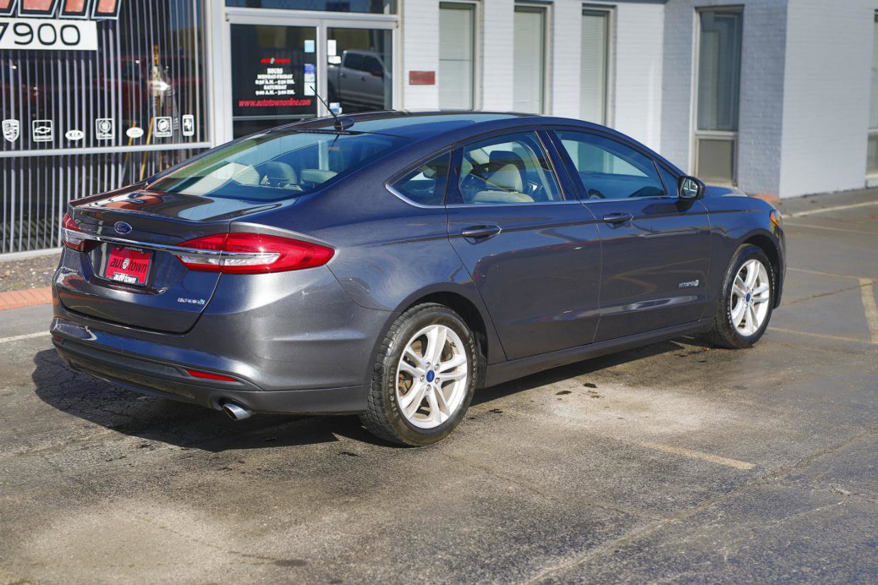Used 2018 Ford Fusion S image 16