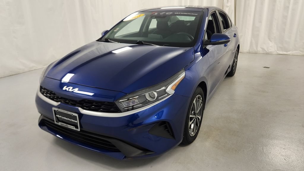 Used 2023 Kia Forte LXS w/ LXS Technology Package FWD image 7