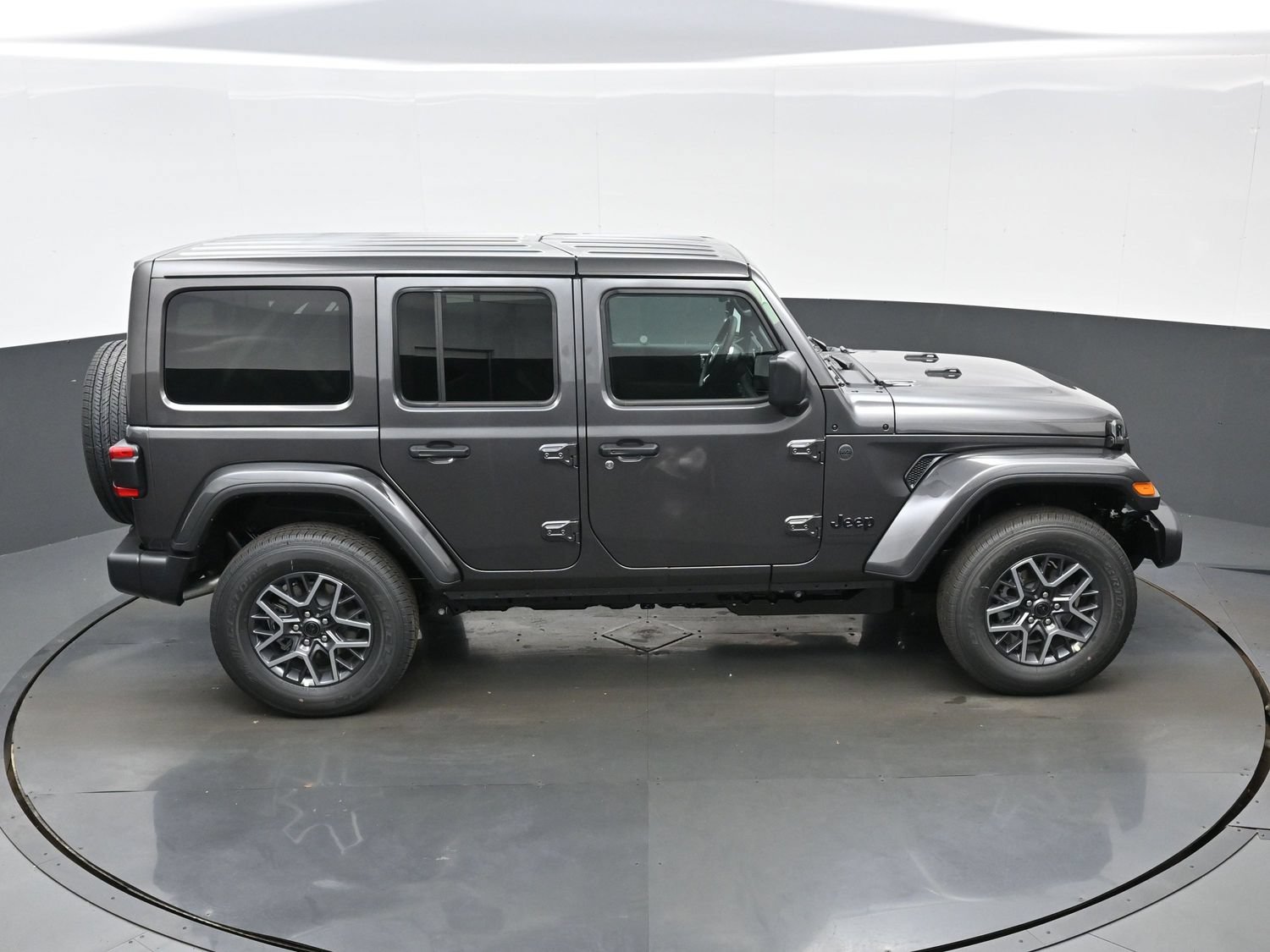 New 2026 Jeep Wrangler Unlimited Sahara AWD/4WD image 26