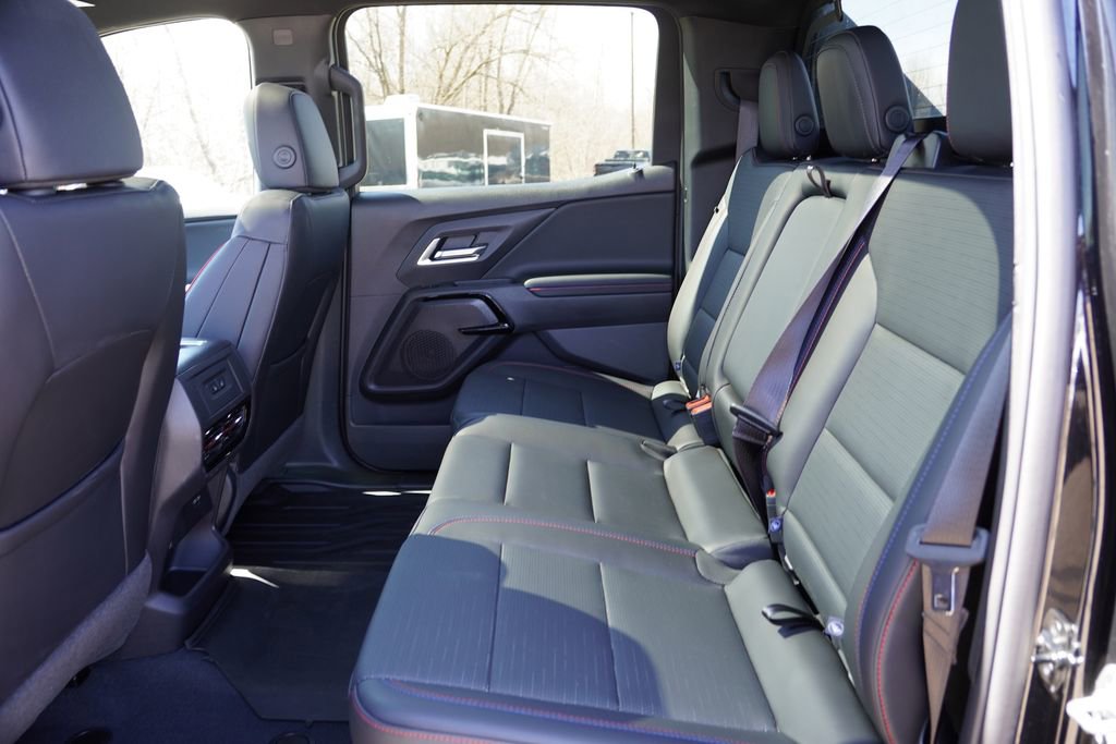 Certified 2025 Chevrolet Silverado EV RST AWD/4WD image 18