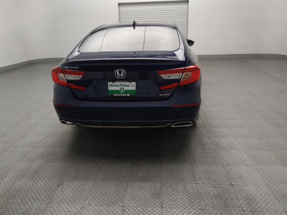 Used 2018 Honda Accord Touring image 7