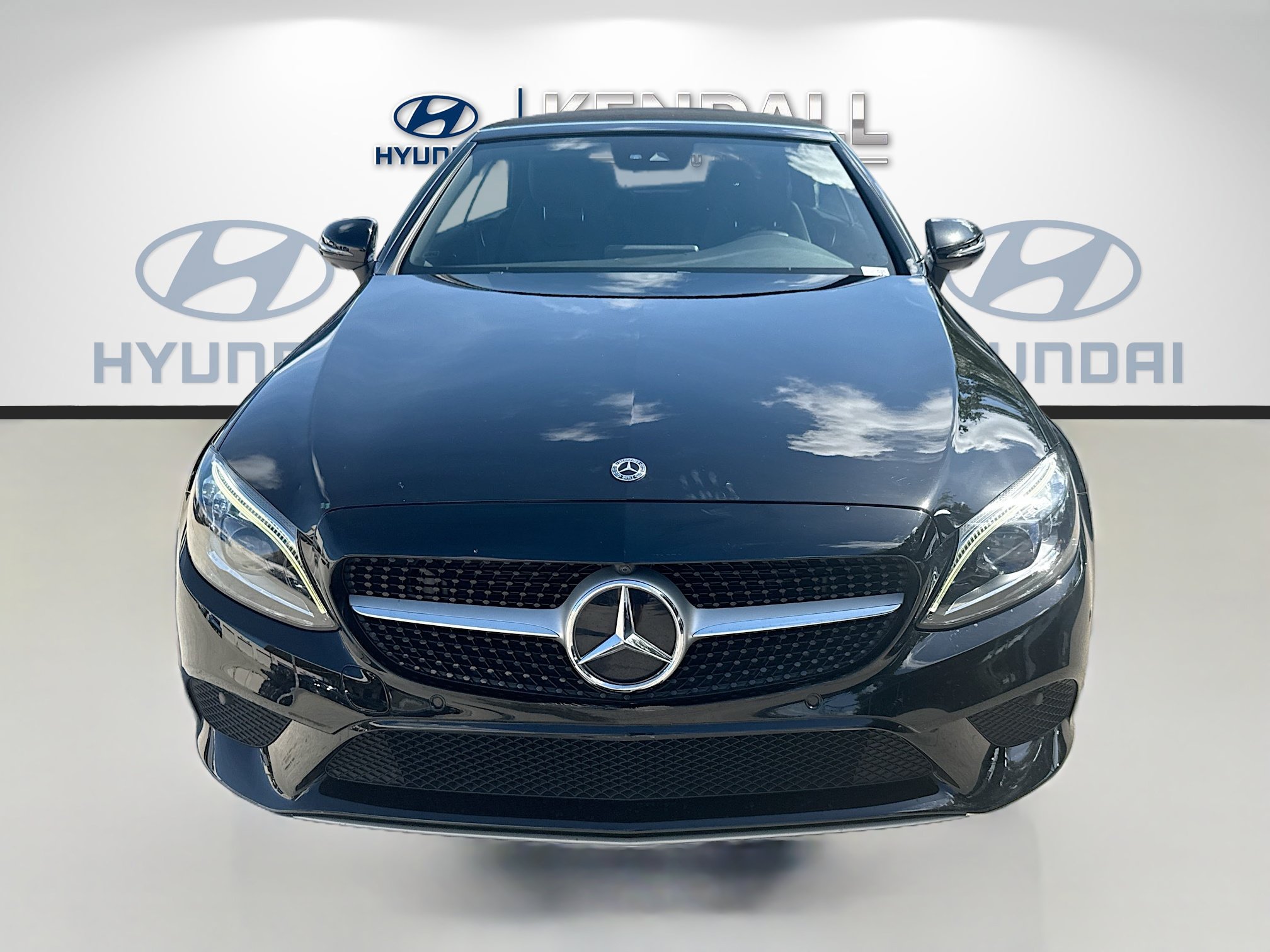 Used 2020 Mercedes-Benz C 300 Cabriolet image 2