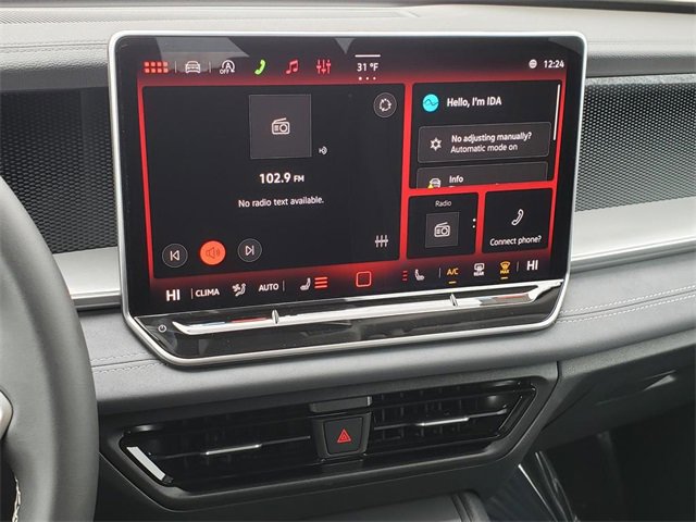 New 2026 Volkswagen Tiguan SE image 11