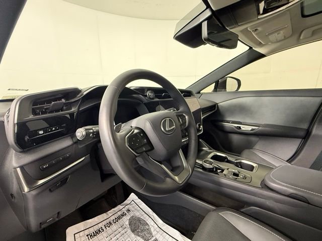 Used 2023 Lexus RZ 450e Premium w/ Technology Package image 4