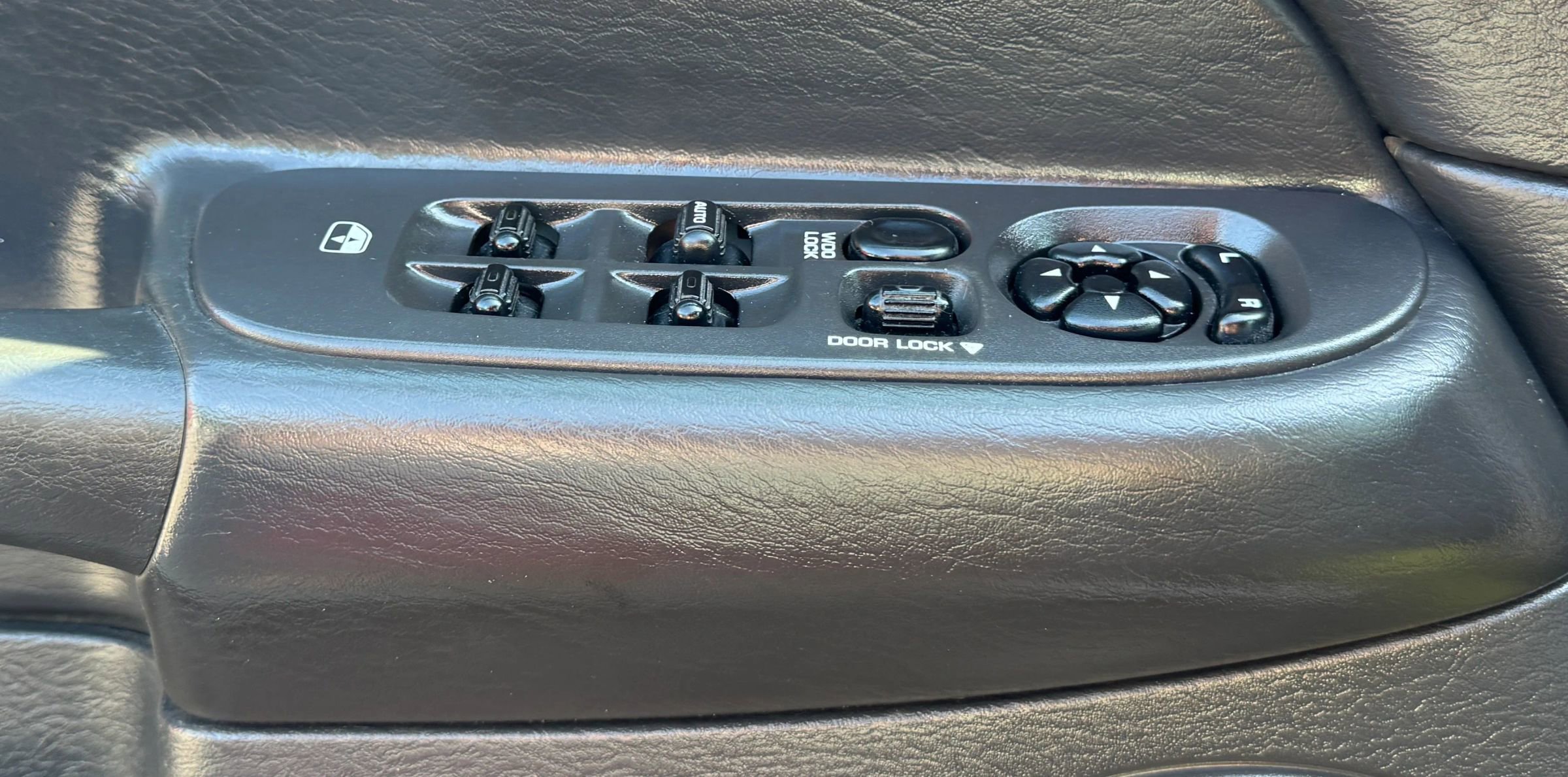 Used 2005 Dodge Ram 3500 Truck SLT w/ Quad Cab Big Horn Value Group image 14