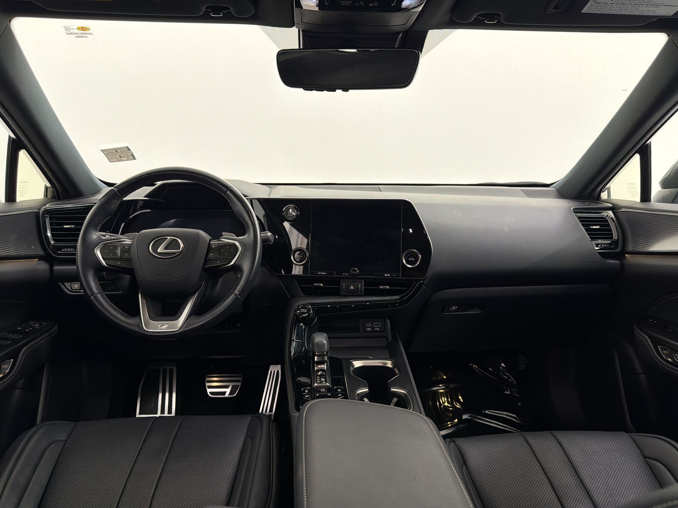 Certified 2022 Lexus NX 350 F Sport w/ Towing Package (2000 Lbs) AWD/4WD image 16