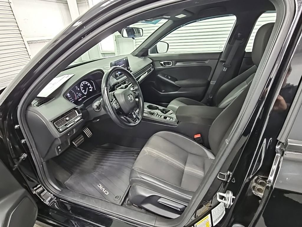 Used 2023 Honda Civic Sport image 11