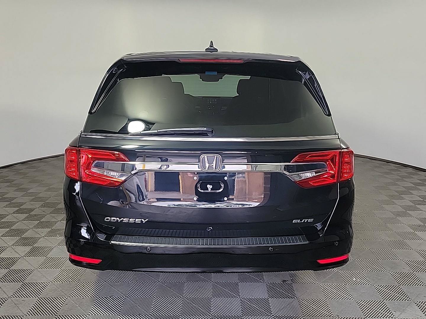 Certified 2020 Honda Odyssey Elite image 5