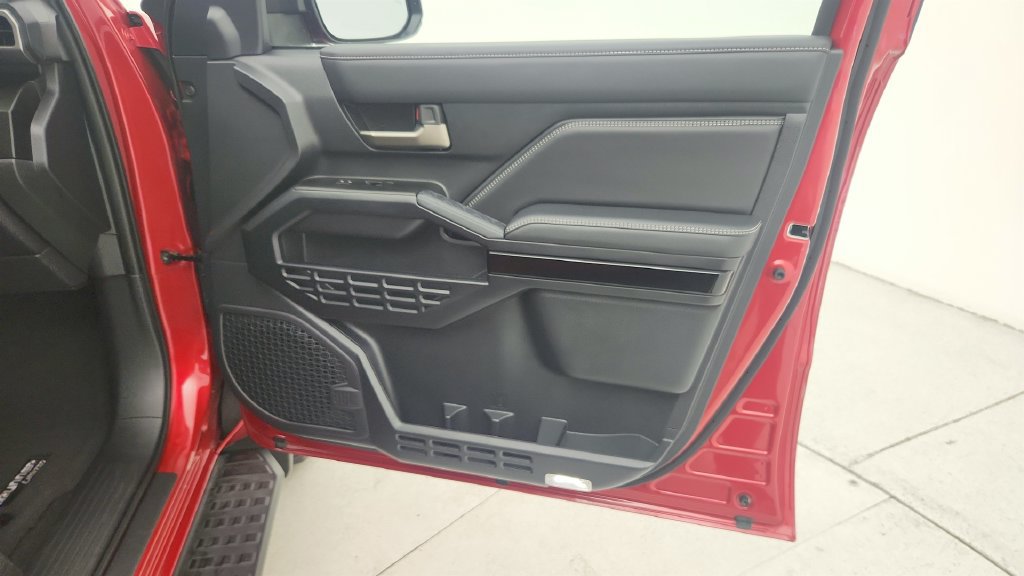 Used 2025 Toyota 4Runner Limited RWD image 32