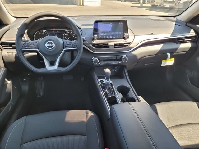 New 2026 Nissan Altima 2.5 SV FWD image 8